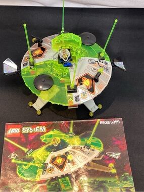 LEGO Neon Green  UFO Spaceship Building Set